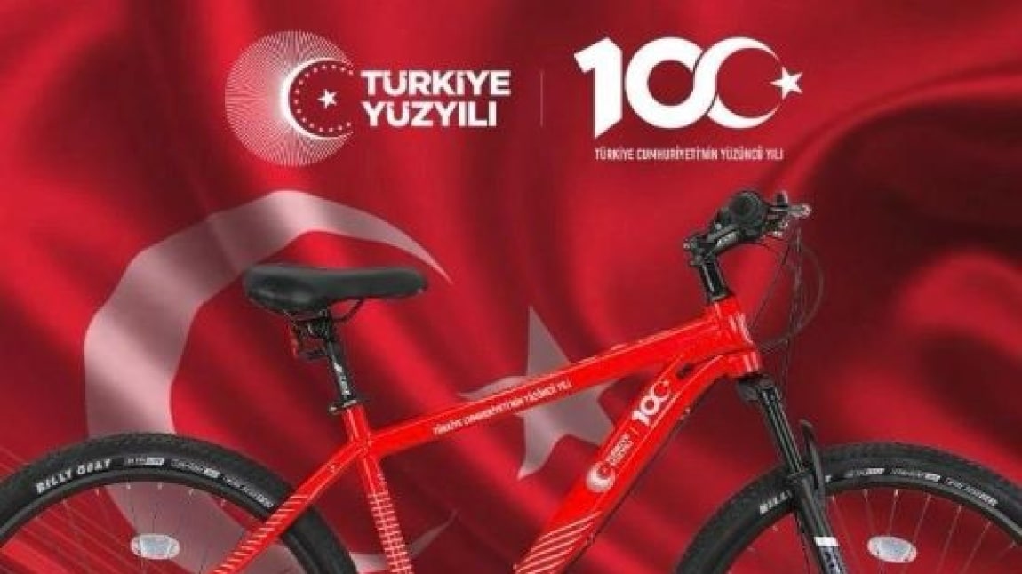 BİSİKLET TAKIMIMIZ GÖSTERDİKLERİ PERFORMANSLARLA OKULUMUZA GURUR YAŞATTI